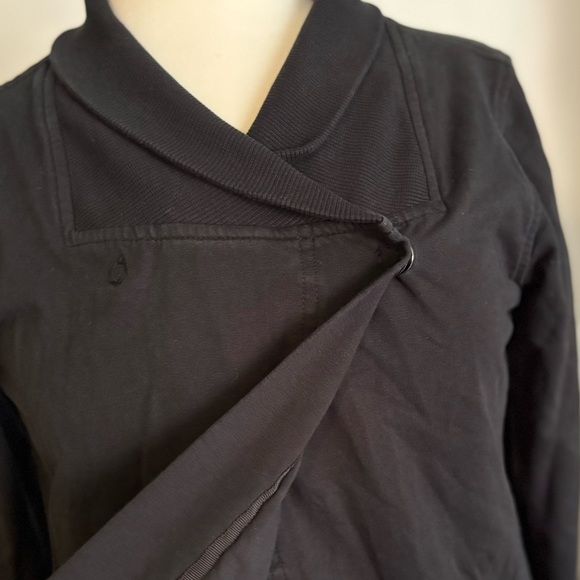 Lululemon Athletica Black Button Jacket - Picture 5 of 12